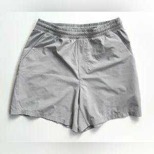 Lululemon Pace Breaker Linerless Short Size Medium